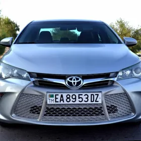 Toyota Camry 2015