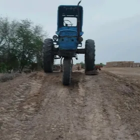 MTZ T-28 1998