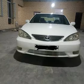 Toyota Camry 2005