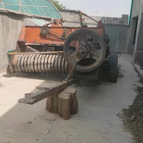 MTZ 82 2000