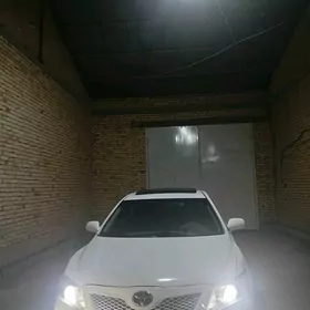 Toyota Camry 2011