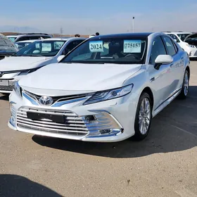 Toyota Camry 2024