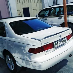 Toyota Camry 2000