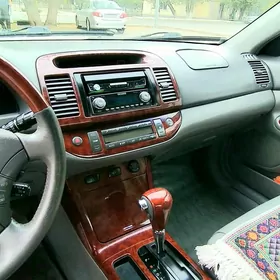 Toyota Camry 2005
