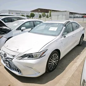 Lexus ES 350 2024