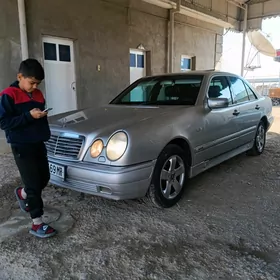 Mercedes-Benz 230E 1997