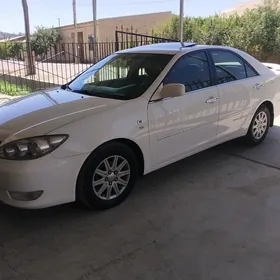 Toyota Camry 2004