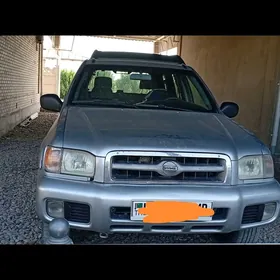 Nissan Pathfinder 2003