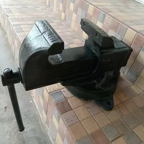 тиски ссср