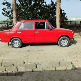 Lada 2104 1983