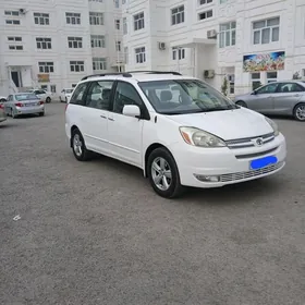 Toyota Sienna 2005