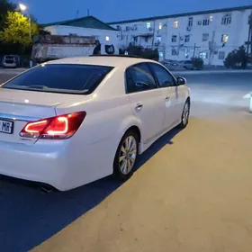 Toyota Avalon 2011