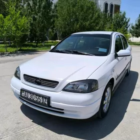 Opel Astra 2003
