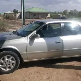 Toyota Camry 2001
