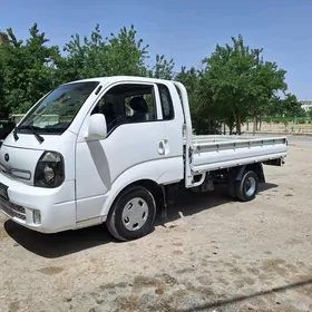 Kia Bongo 2016