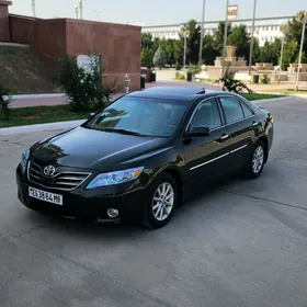 Toyota Camry 2010