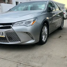 Toyota Camry 2016