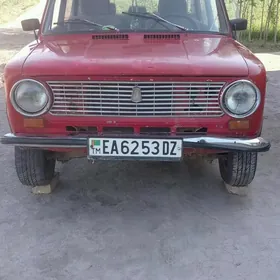 Lada 2104 1983