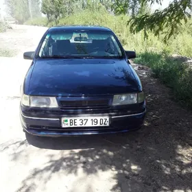 Opel Vectra 1992