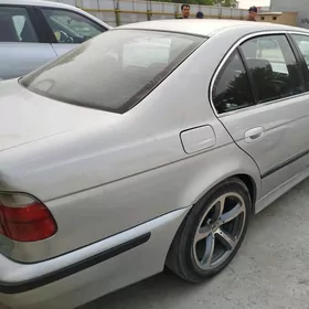 BMW 528 2000