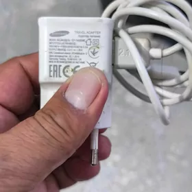 Samsung telefon zaryadnik