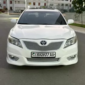 Toyota Camry 2010