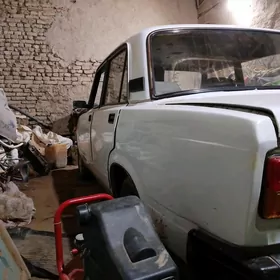 Lada 2107 1998
