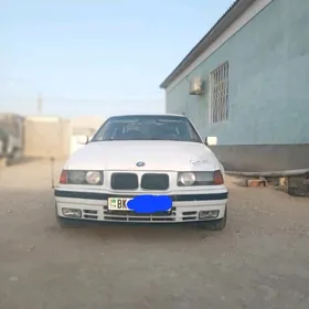 BMW 325 1992