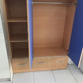 detski skaf komod