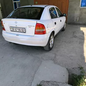 Opel Astra 2001