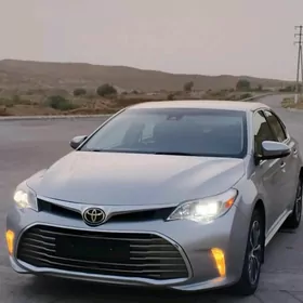 Toyota Avalon 2018