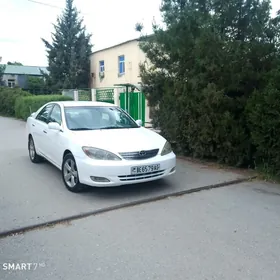 Toyota Camry 2004