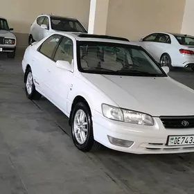 Toyota Camry 2001