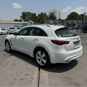 Infiniti FX 2011