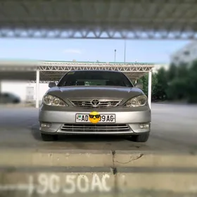 Toyota Camry 2004