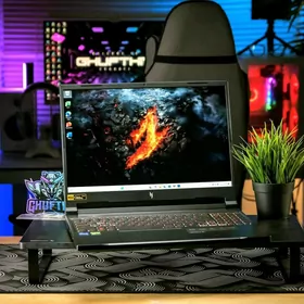 NITRO V16 / i7-14 / RTX 4050