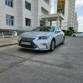 Lexus ES 350 2016