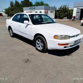Toyota Camry 1993