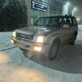 Toyota Land Cruiser 2004