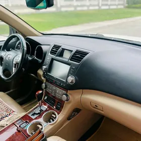 Toyota Highlander 2012