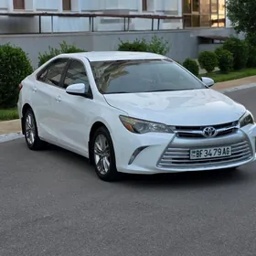Toyota Camry 2016