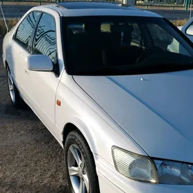 Toyota Camry 1998