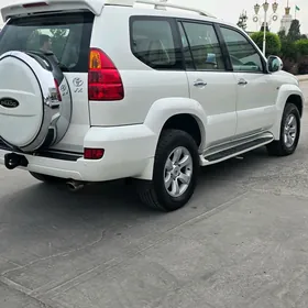 Toyota Land Cruiser Prado 2005