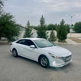Hyundai Elantra 2021