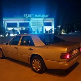 Mercedes-Benz E320 1991
