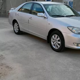 Toyota Camry 2004