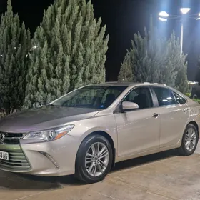 Toyota Camry 2015