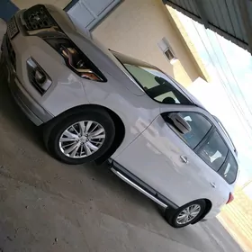 Nissan Pathfinder 2019