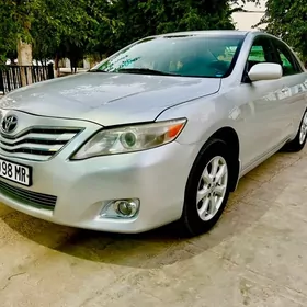 Toyota Camry 2010