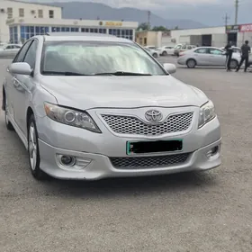 Toyota Camry 2010
